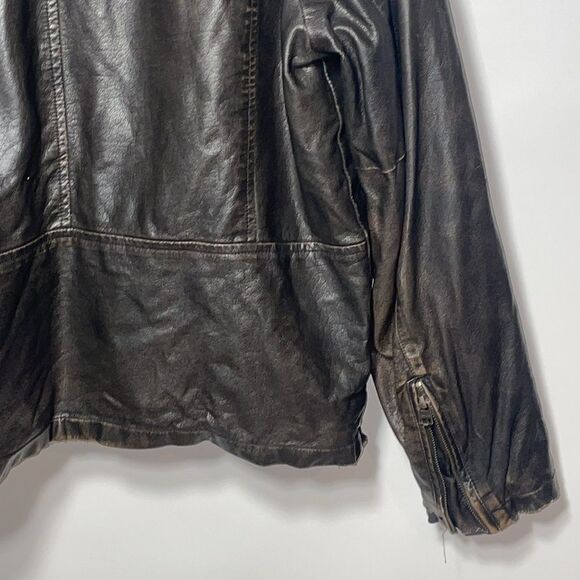 Levi’s faux leather jacket - Picture 8 of 12